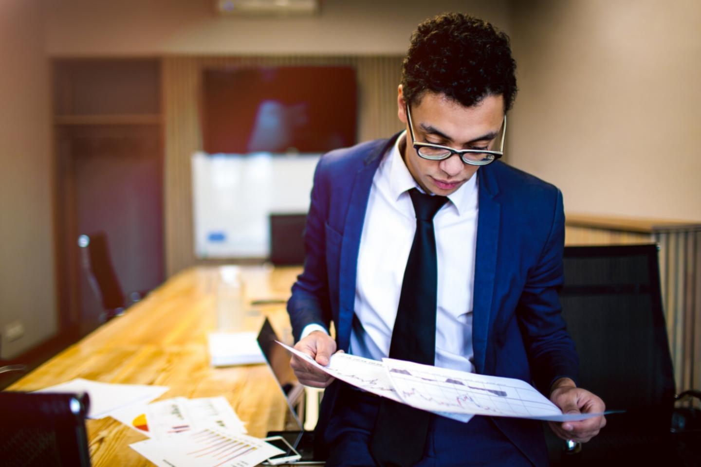 Ομάδα εργασίας σε διαδικασία venture building planning